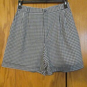 TOFY WOMEN'S SIZE 12 SHORTS BLACK & WHITE GINGHAM PLEATED TROUSER GOLF STYLE SPR